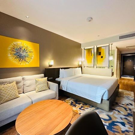 Manila Novotel Residences Acqua At Madr Excellence Exterior photo