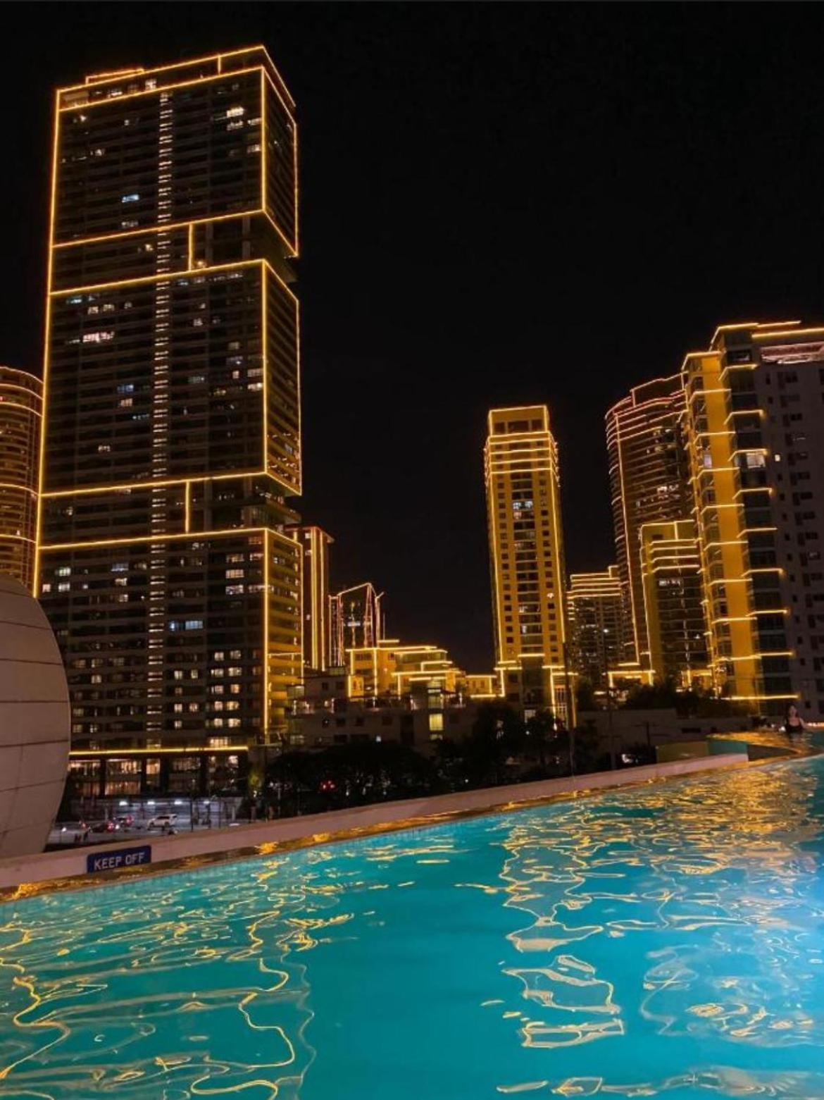 Manila Novotel Residences Acqua At Madr Excellence Exterior photo