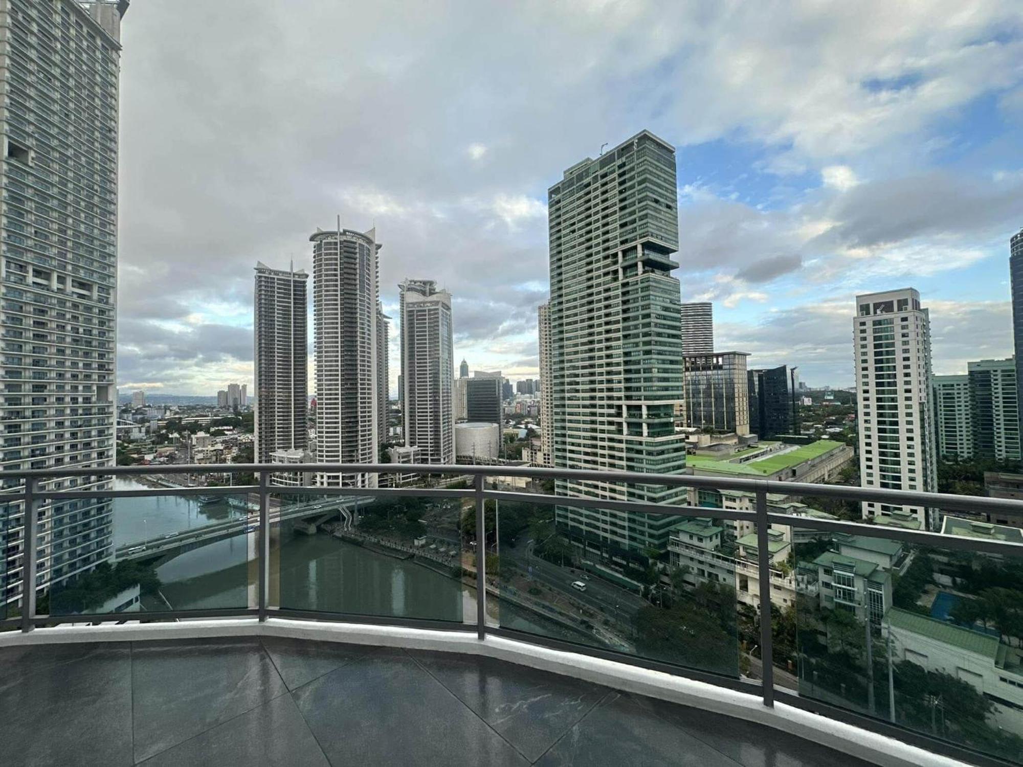 Manila Novotel Residences Acqua At Madr Excellence Exterior photo